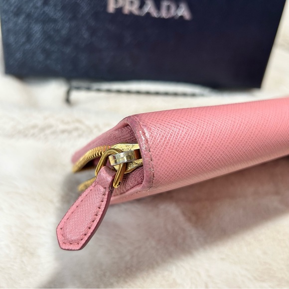 EUC Prada Large Zippy Wallet - Picture 3 of 13